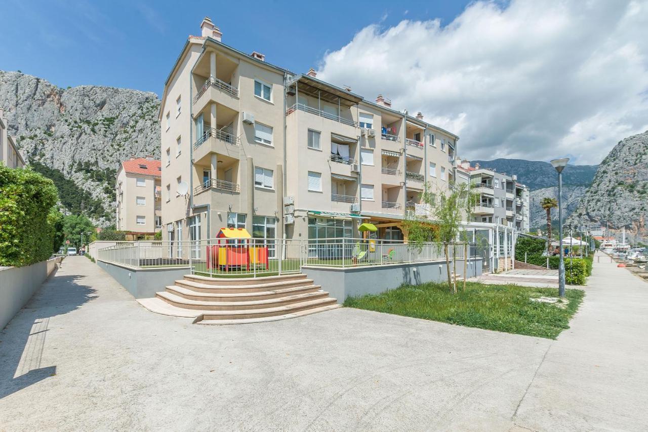Apartments Cetina Omiš Buitenkant foto